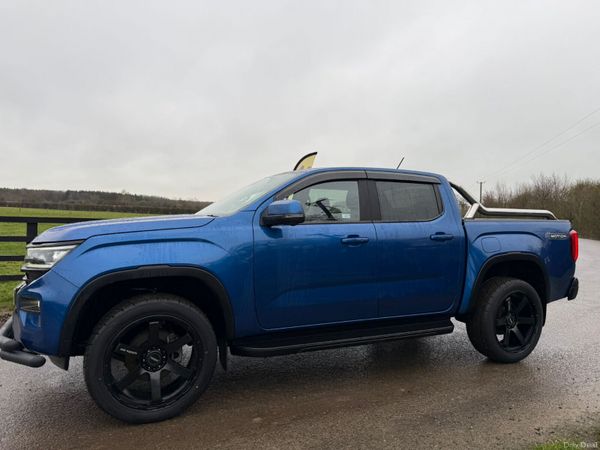 242 Vw Amarok V6 240bhp Black Ed***** 379953243