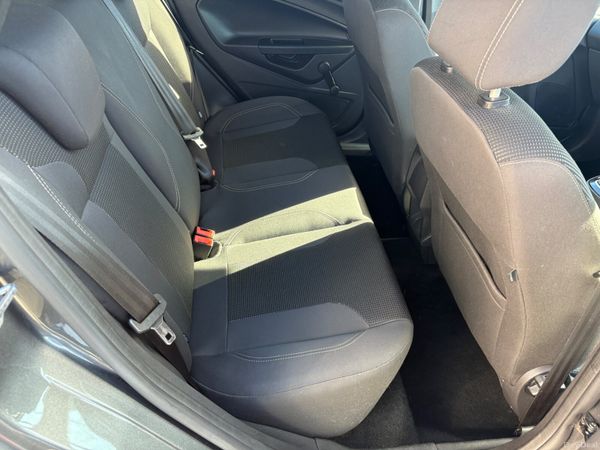 2017 Ford Fiesta Titanium 379971603