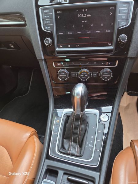 Volkswagen Golf 2015 379972303