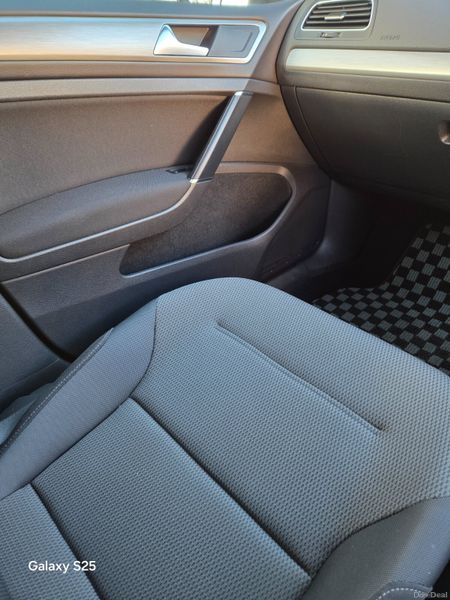 Volkswagen Golf 2017 1.2tsi comfort line 379973135