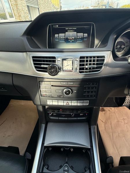 Mercedes-Benz E-Class 2015 379977851