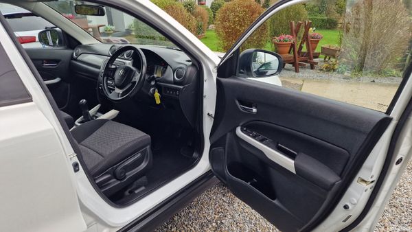 Suzuki Vitara 2016 1.6 Petrol Low Mileage! 379981203