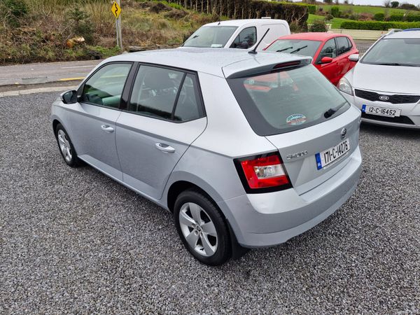 Skoda Fabia 2017 379987009