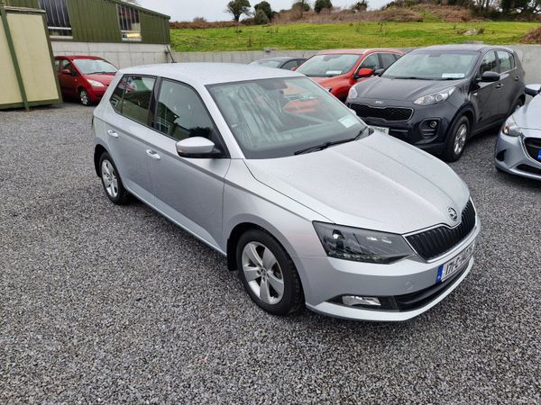 Skoda Fabia 2017 379987025