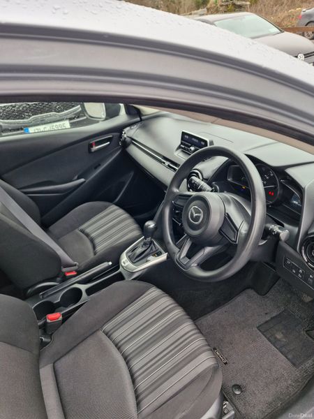 Mazda Demio Automatic 2017 379988149