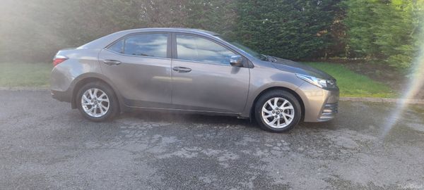 Toyota Corolla 2017. Petrol. Luna Model 379914077