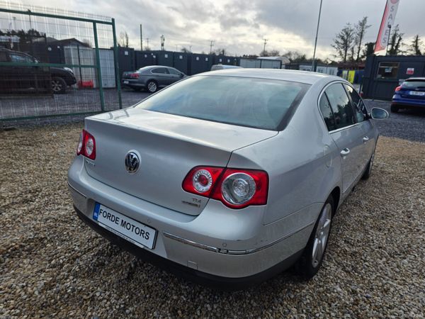 Volkswagen Passat 2010 379919673