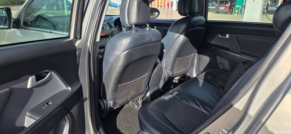 Kia Sportage 2011 Panoramic roof 379923971