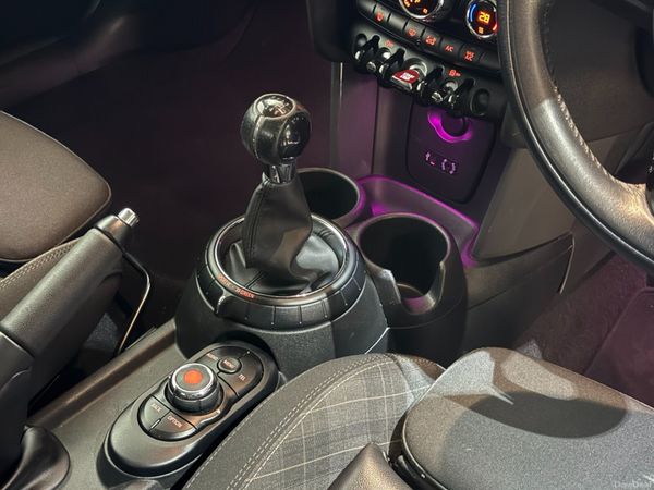 Mini Cooper 1.5L Petrol - Manual, Only 59k miles 380040445