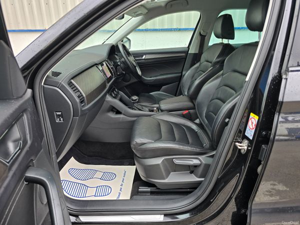 SKODA KODIAK STYLE WITH BLACK EDITION x MAXTON PAC 380047545