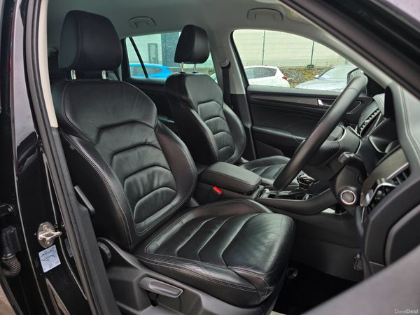 SKODA KODIAK STYLE WITH BLACK EDITION x MAXTON PAC 380047549