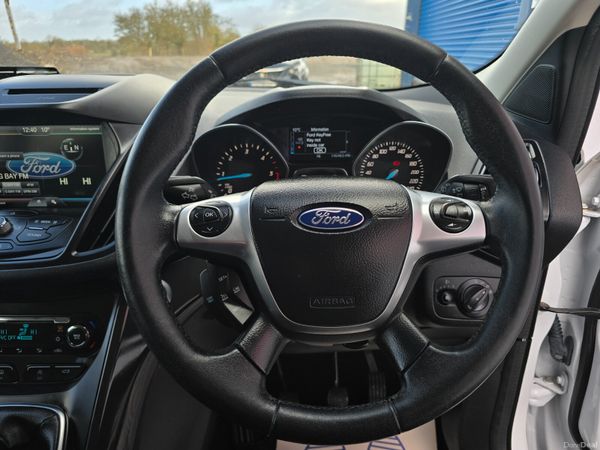 FORD KUGA 2016 HIGH SPEC TITANIUM MODEL 380047945