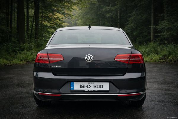 181 Volkswagen Passat 2.0TDI HIGHLINE DSG 380051703