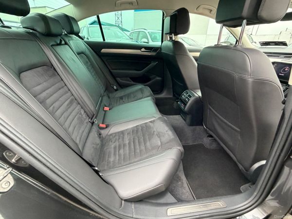 181 Volkswagen Passat 2.0TDI HIGHLINE DSG 380052267