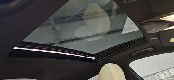 BMW 5-Series 2023 380052485