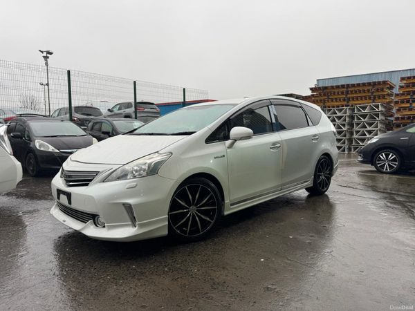 2014 Toyota Prius 1.8 Hybrid Automatic 7 seats 380097581