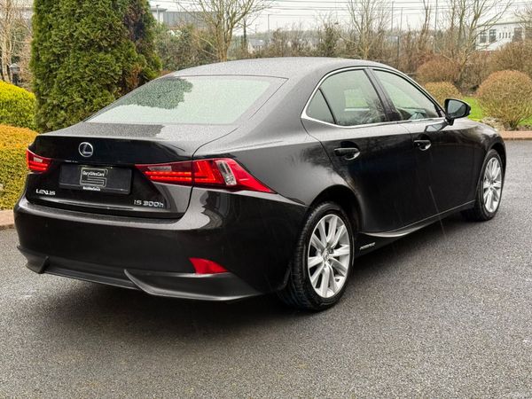 Immaculate 151 Lexus IS300h! 380029725