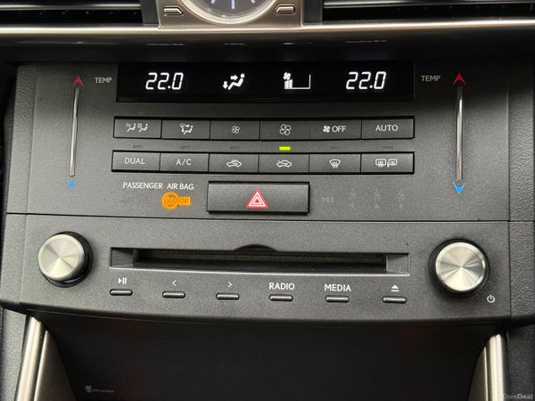 Immaculate 151 Lexus IS300h! 380029731