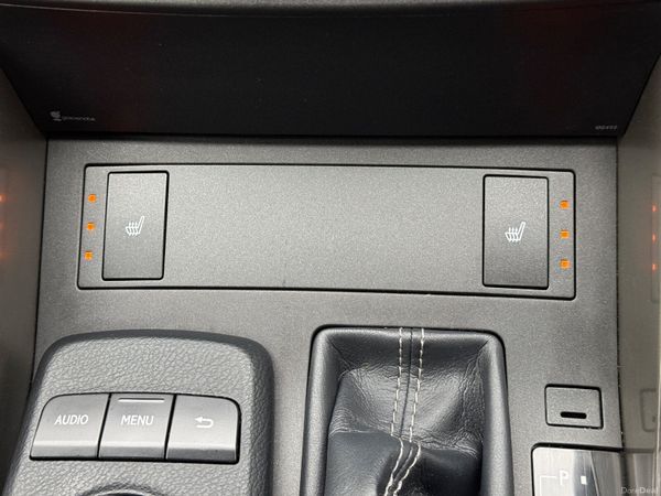 Immaculate 151 Lexus IS300h! 380029733