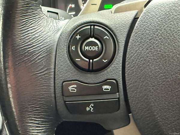 Immaculate 151 Lexus IS300h! 380029739