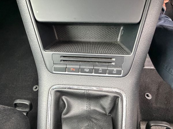 141 VOLKSWAGEN TIGUAN 2.0 TDI 150 —LOW KMS —- 380033031