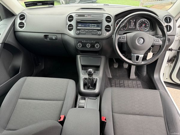 141 VOLKSWAGEN TIGUAN 2.0 TDI 150 —LOW KMS —- 380033033