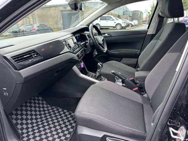 231 Volkswagen Polo 1.0 380034063