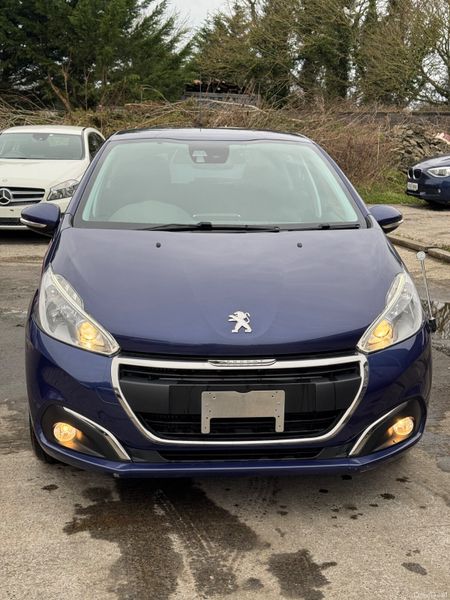 Peugeot 208 1.2 Automatic 32000KM 2016 380037353