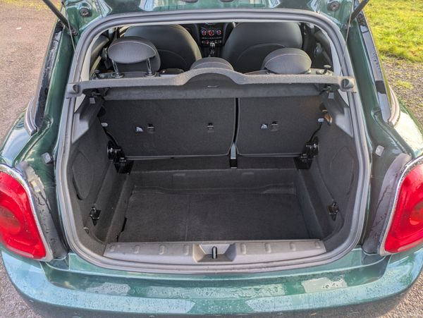 MINI COOPER BI-TONE GREEN WITH BLACK ROOF 380141911