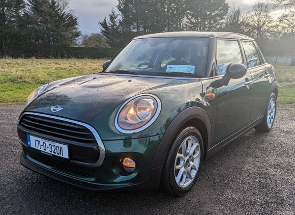 MINI COOPER BI-TONE GREEN WITH BLACK ROOF 380141927