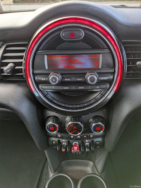 MINI COOPER BI-TONE GREEN WITH BLACK ROOF 380142147