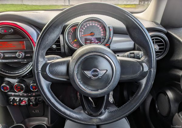 MINI COOPER BI-TONE GREEN WITH BLACK ROOF 380142149