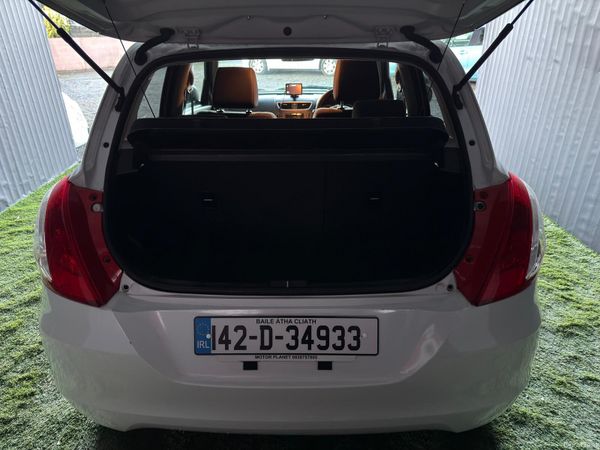 2014 Suzuki swift Automatic 380156745