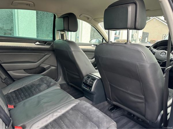 Volkswagen Passat HIGHLINE 1.6 TDI MANUAL 6SPEED F 380169073