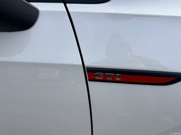 GOLF GTI DSG *LOW KMS* 380174931