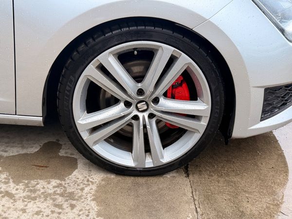 SEAT Leon  CUPRA 290 380259165