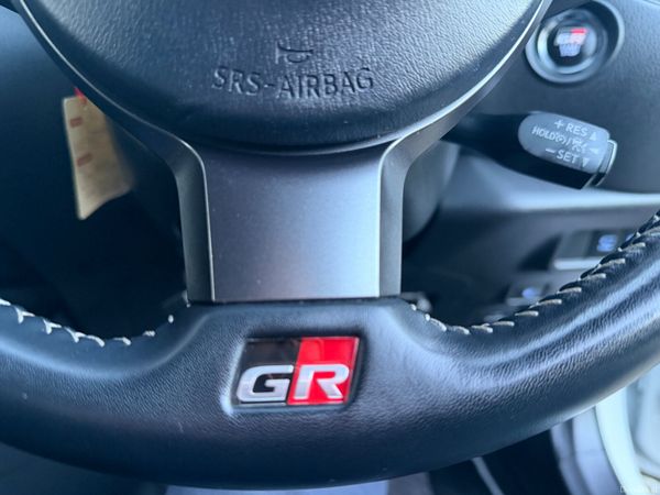 Toyota C-HR 2023 GR package 380276705