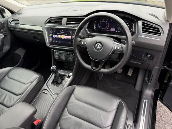 Now Reserved! 201 Volkswagen Tiguan R-Line! 380279569