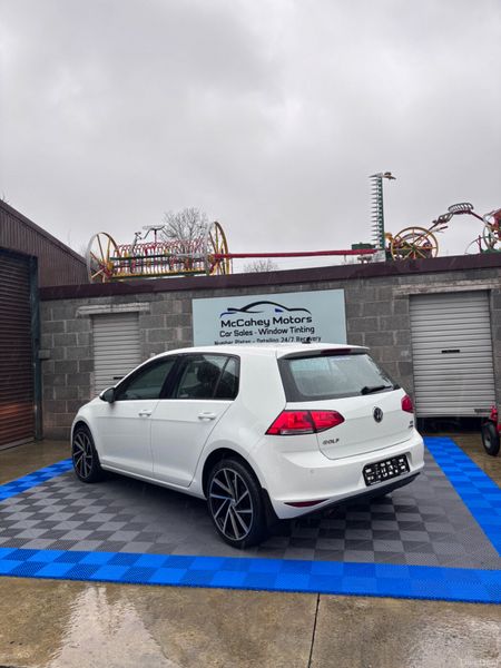 Volkswagen Golf 2016 380296419