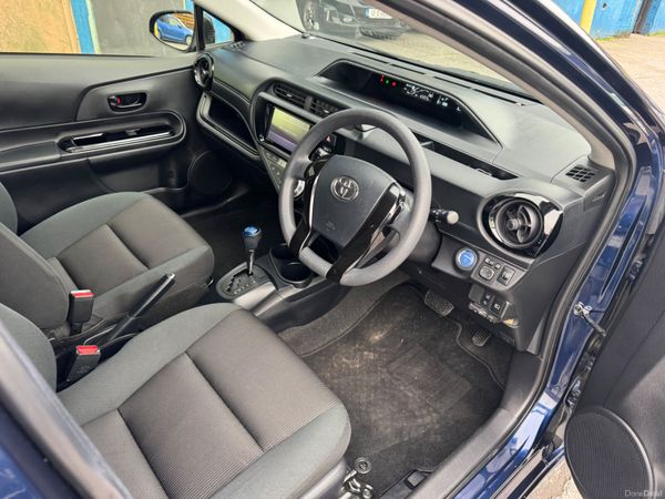 2017 Toyota Aqua Hybrid Automatic 380204633