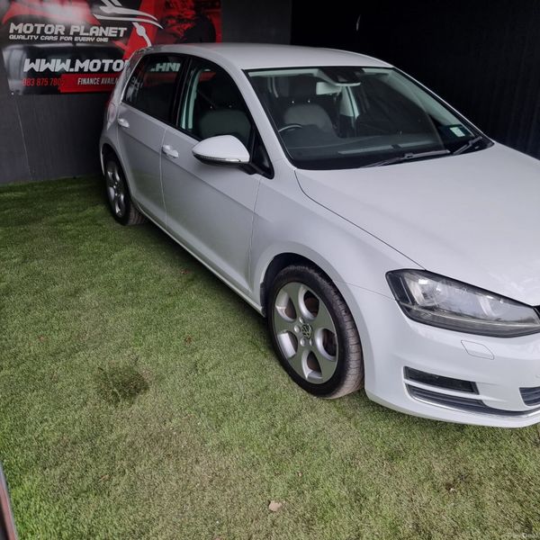 2016 Volkswagen Golf  Automatic 380230339