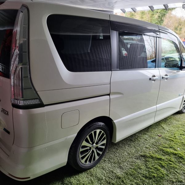 2014 Nissan Serena Automatic 380232577