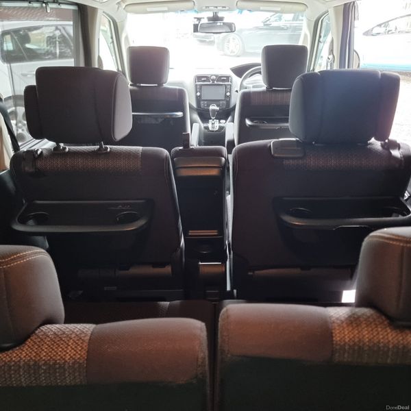 2014 Nissan Serena Automatic 380232727