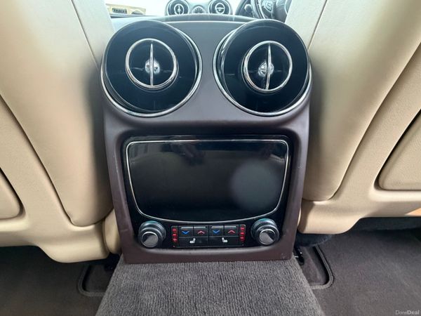 151 Jaguar XJ 3.0 D Premium Luxury 380236869
