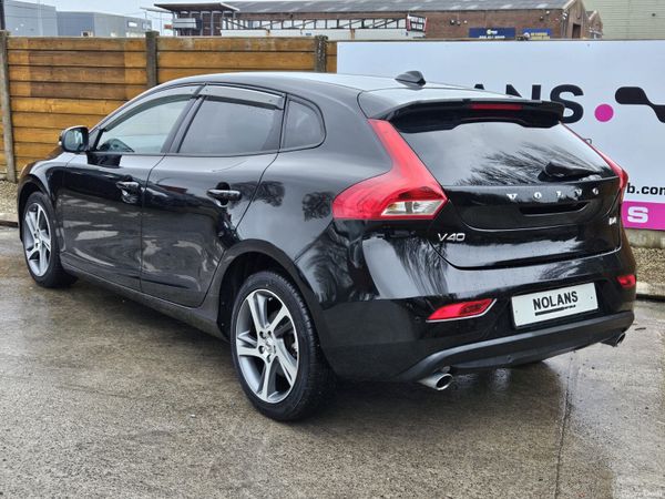 Volvo V40 D4 2.0 DIESEL AUTO NEW NCT 02/28 380344055