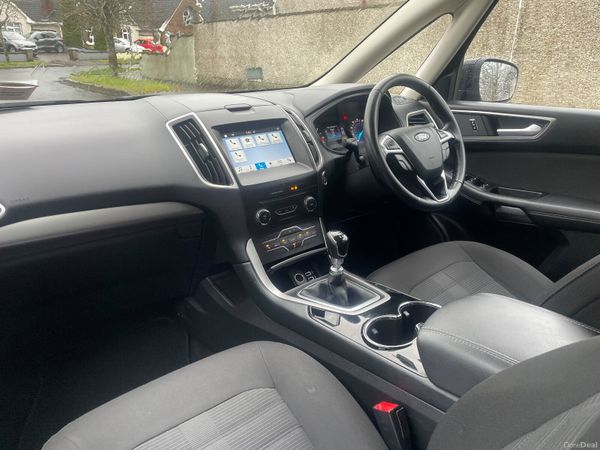 Ford Galaxy 2016 7 seater ! 380368545