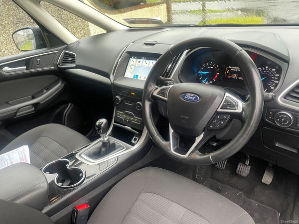Ford Galaxy 2016 7 seater ! 380368547