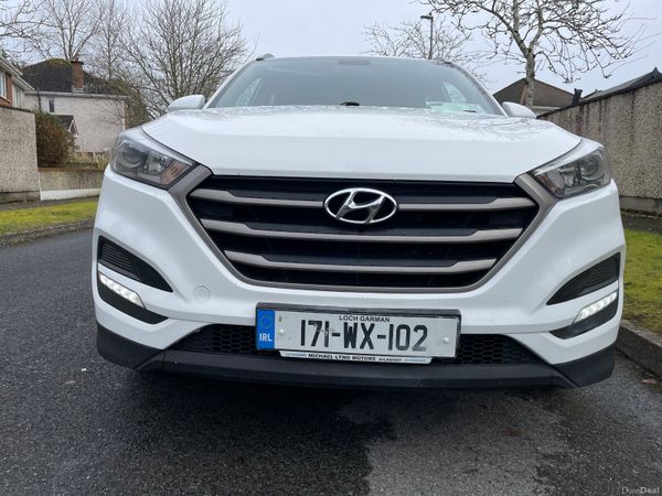 Hyundai Tucson 2017 ice white ! 380368795