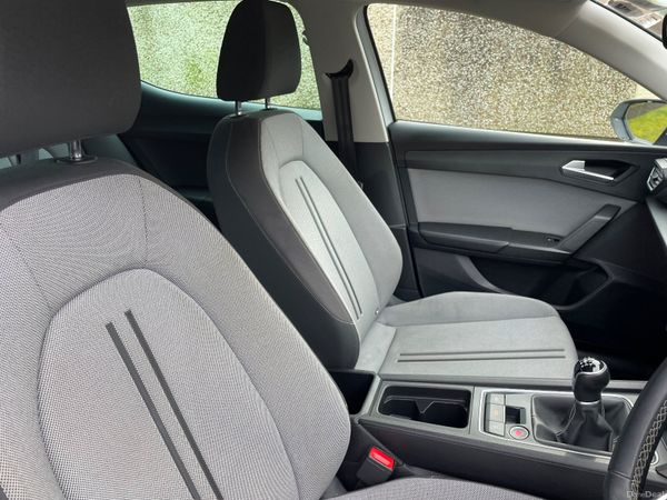 SEAT Leon 1.6 TDI ONLY 124,Klms 380369291