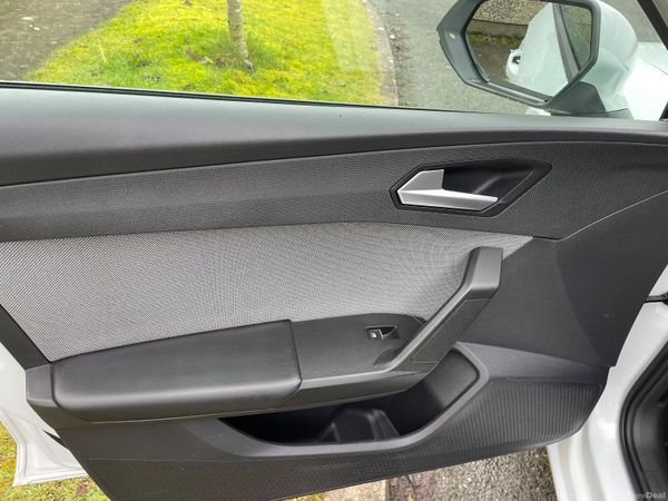 SEAT Leon 1.6 TDI ONLY 124,Klms 380369297